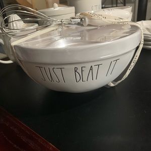 Rae Dunn “Just Beat It” mixing bowl/“Mix” whisk